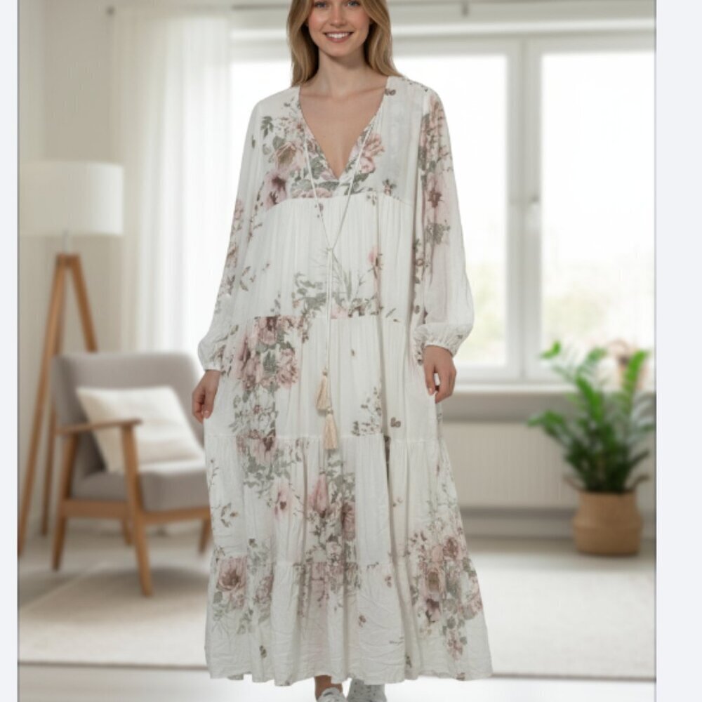 Bohemian Floral Tiered Maxi Dress in Ivory and Blush